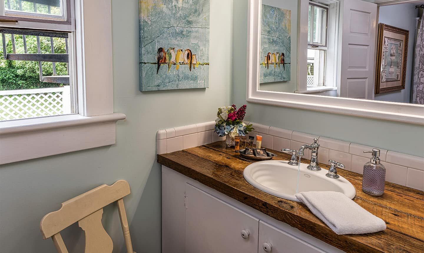 View of Sink in the bathroom of Deluxe Queen Room
