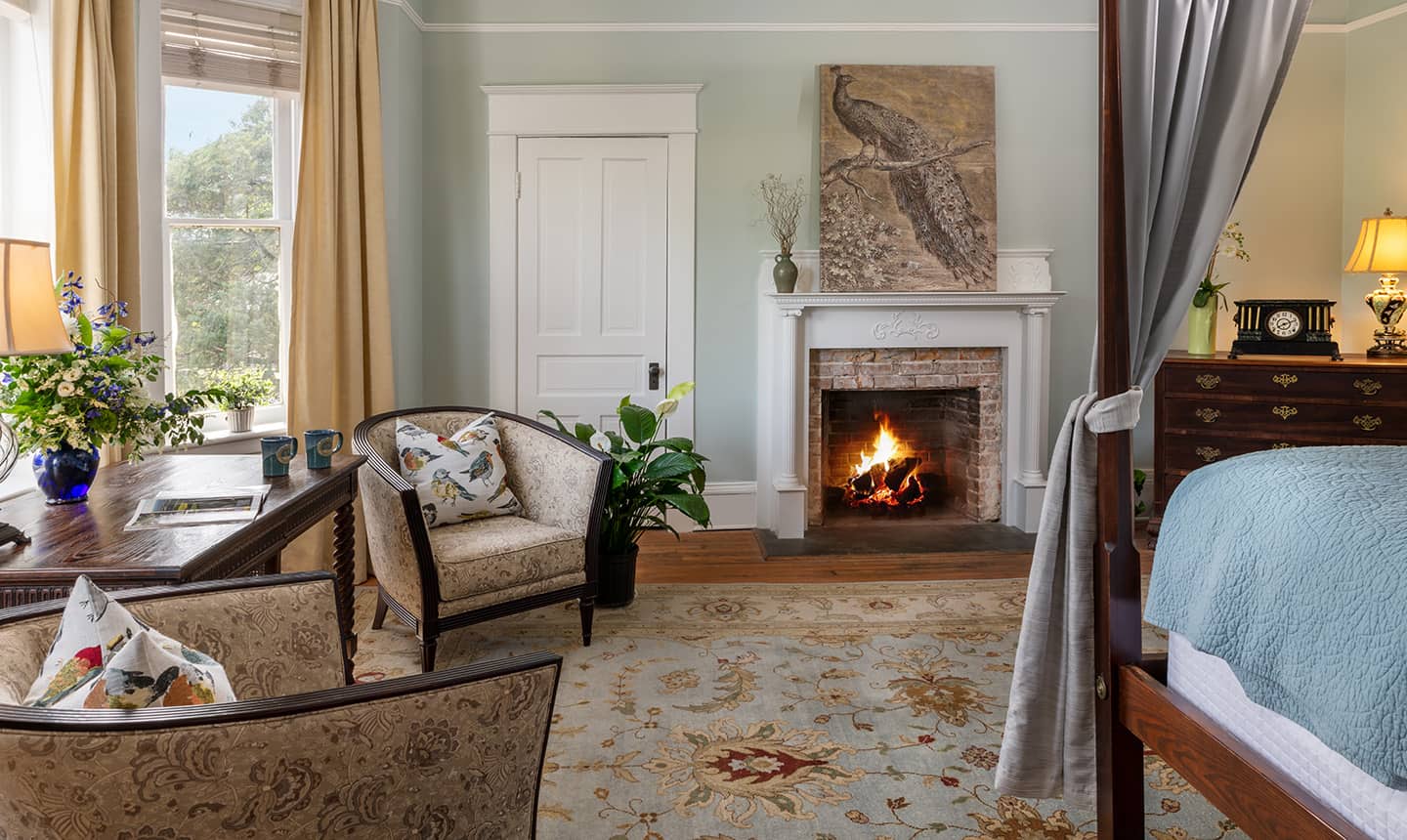 charles-eden-suite-fireplace-2023