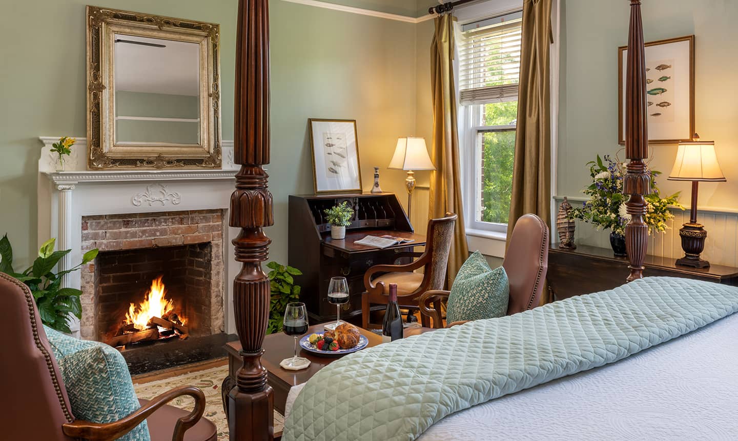 joseph-hewes-suite-fireplace-2023