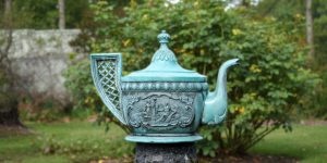 Bronze teapot statue in Edenton, NC commemorating the Edenton Tea Party