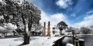 The snow-covered Penelope Barker House Welcome Center in Edenton, NC, one of the best places to visit in the winter